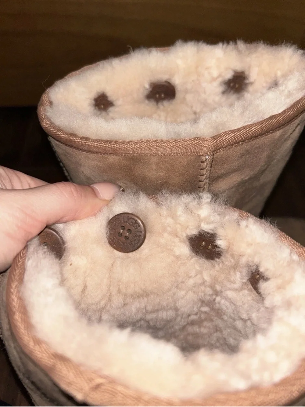 UGG Women's Beige Suede Pull On Boot Size 7 S/N 3178 Genuine Leather & Sheepskin